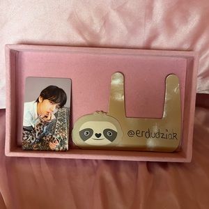 WTS $15

~ Taehyung pc LY TEAR ver. O (2 available)